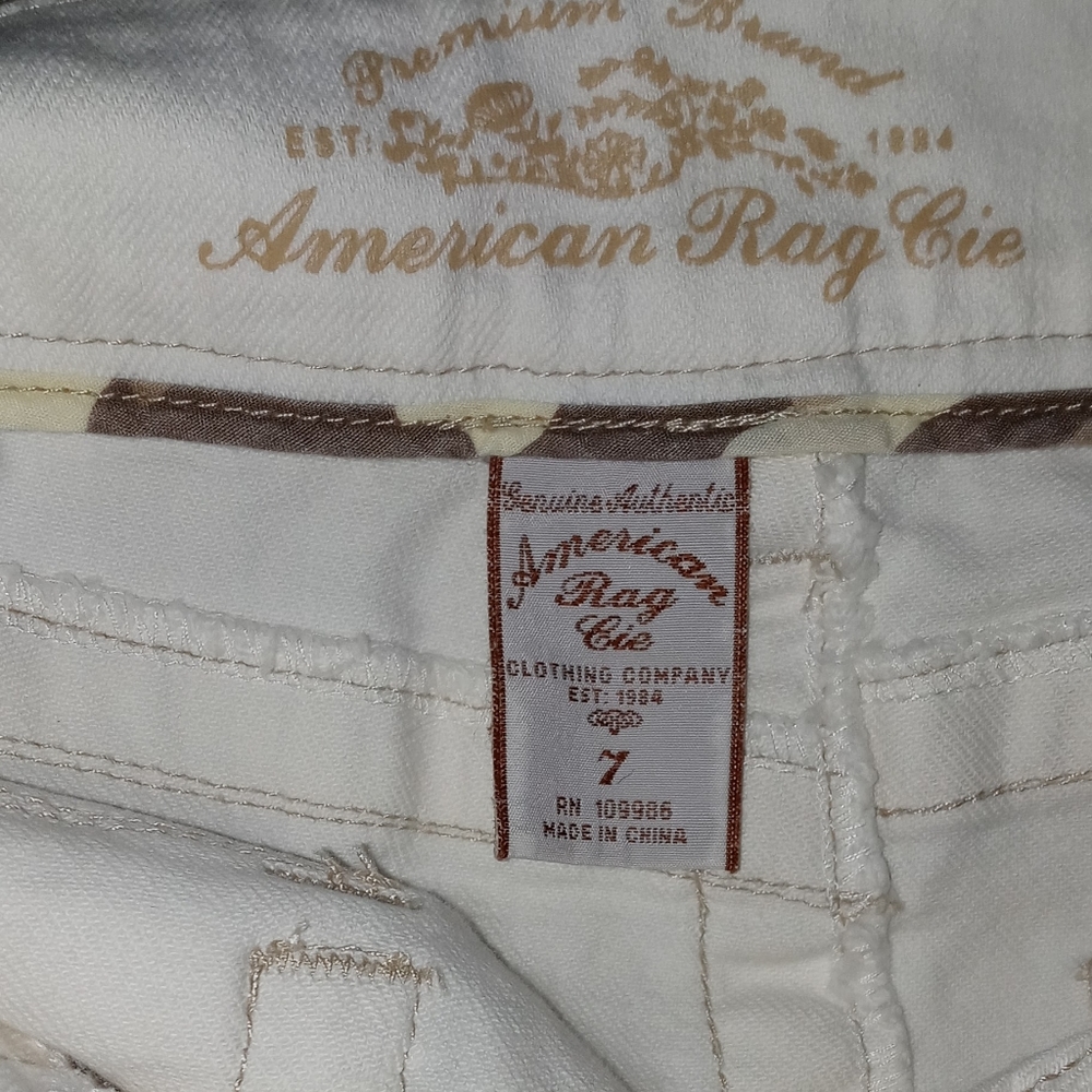 American Rag - Picture 5 of 5